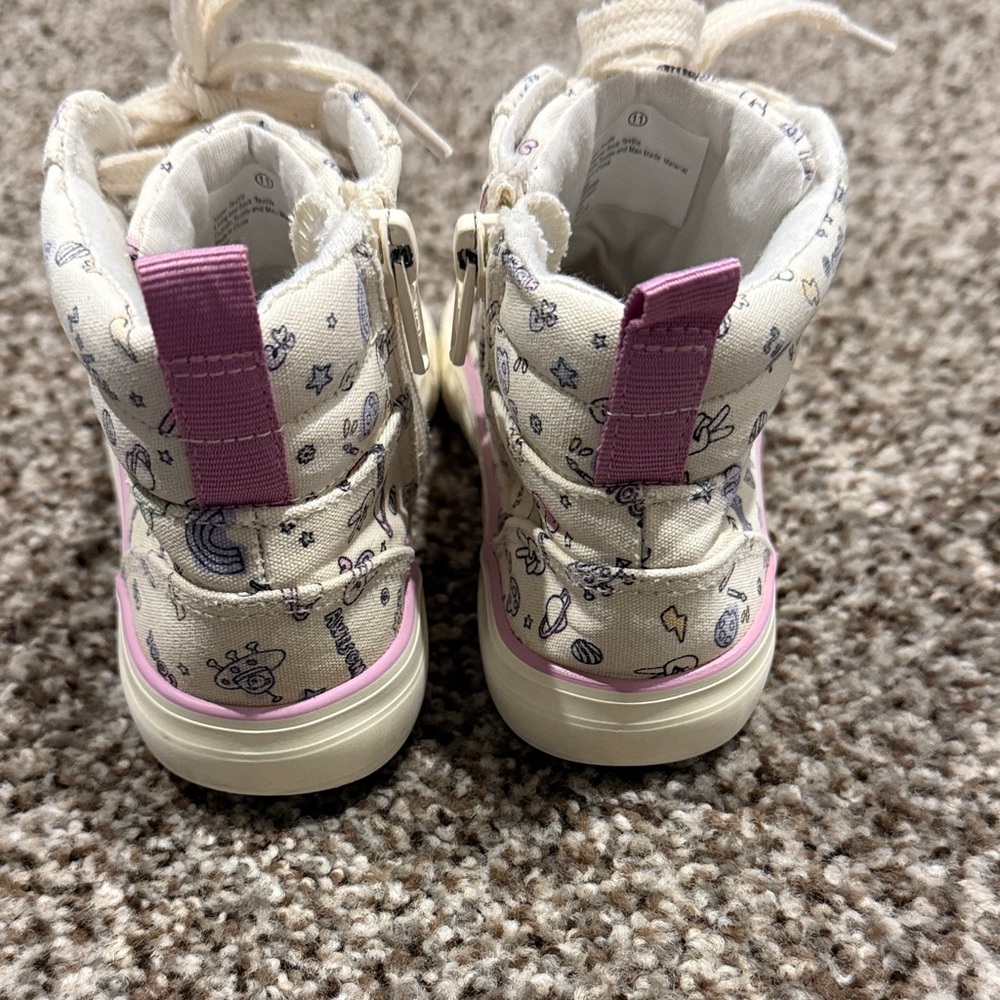 Cat & Jack Cream and Pink Kids' High-Top Sneakers - Picture 4 of 7